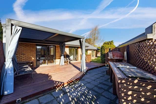 8 Brockhall Lane Avonhead_1