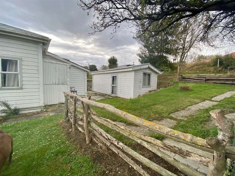 19 Hill Street Purakaunui Inlet Dunedin City Houses for Sale