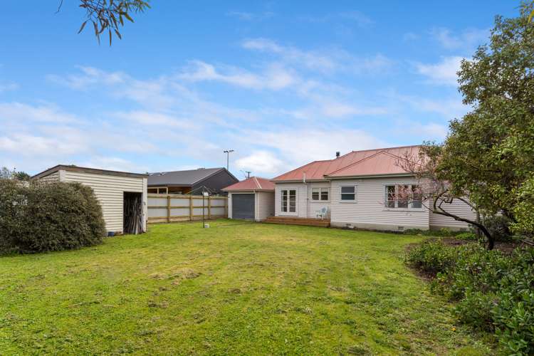 11 Redwood Street Seddon_15