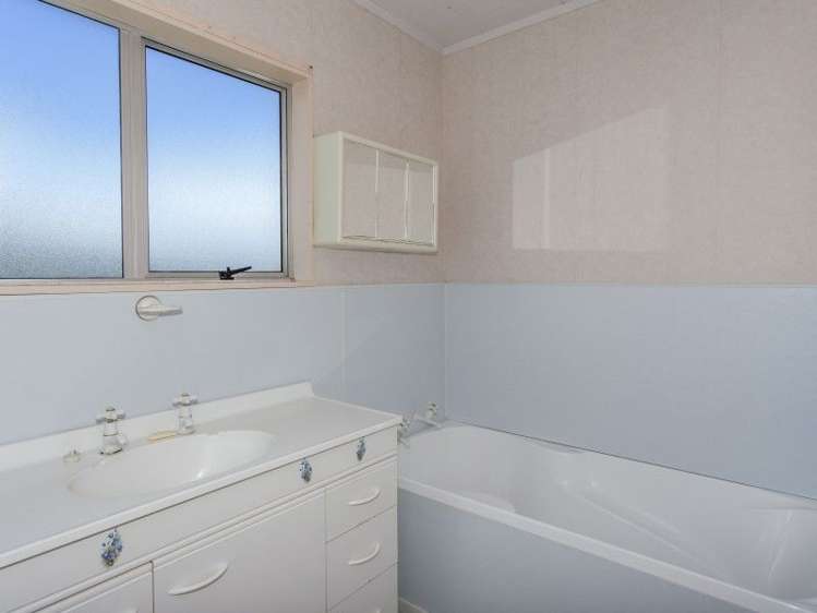 116 Lorraine Place Whangamata_12