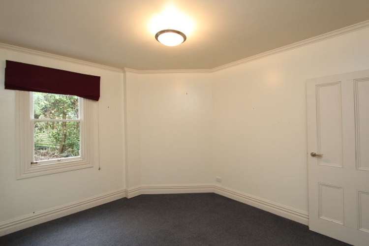 39 Easther Crescent Kew_9