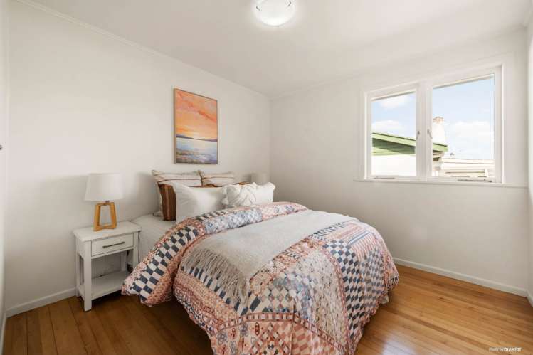 65 Rosamund Avenue New Windsor_24