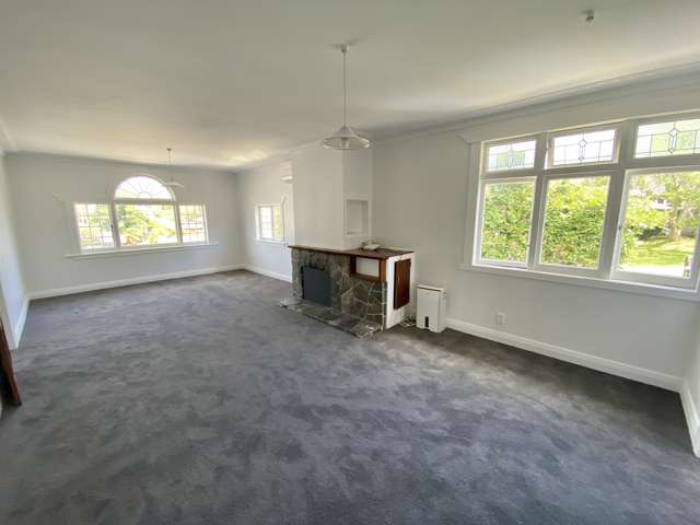 Mt Eden 3 Bedroom Unit  - AMAZING LOCATION