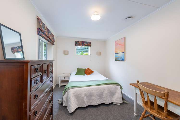 13 Chichester Drive Pinehaven_24