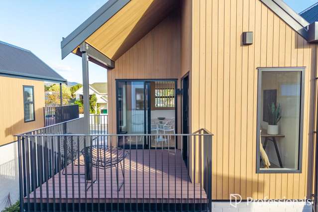 2/123 Knights Road Lower Hutt Central_1