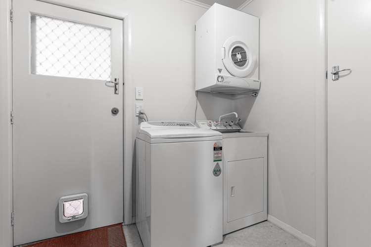 14 Barrett Place Carterton_12