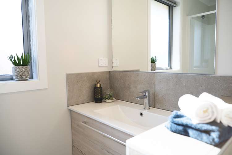 47 Renfrew Street Waikiwi_16