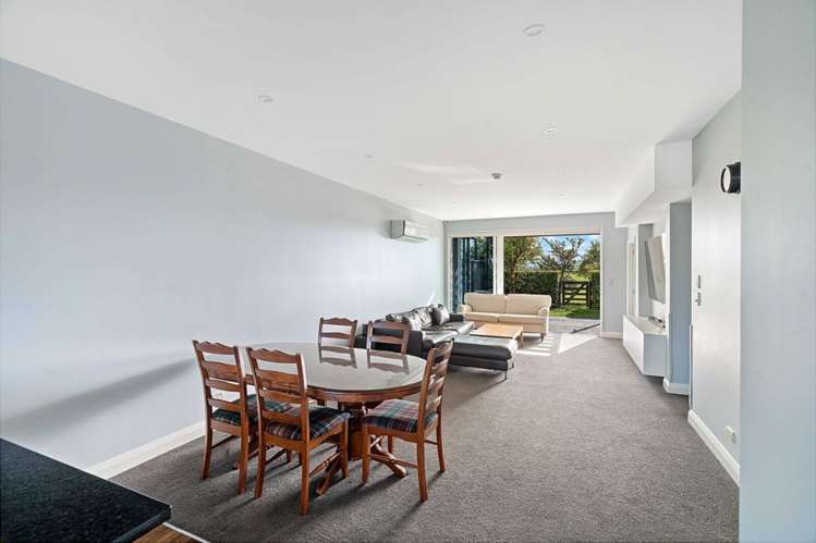 2 Atatu Lane Wigram_12