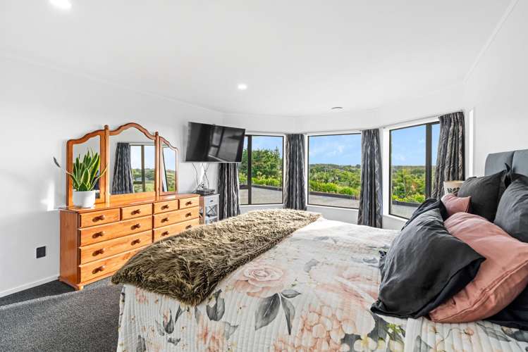 55 Pukenamu Road Te Horo_13