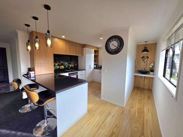 35 Keene Drive 10825_3