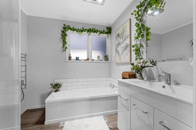 84 Millbrook Road Henderson_10