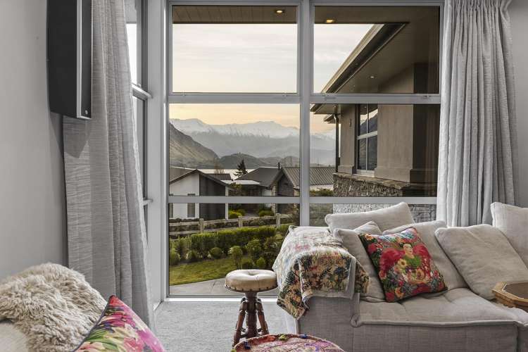 18 Urquhart Place Wanaka_17