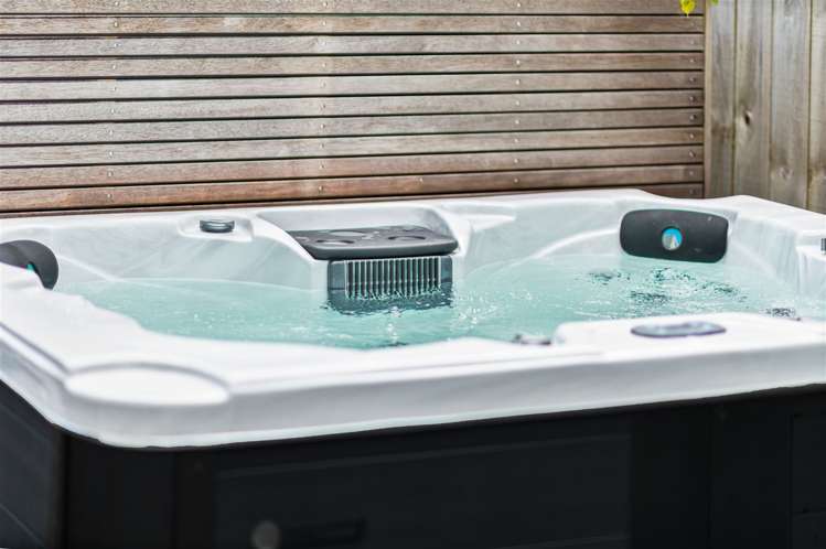 32 Koropa Road Flat Bush_27