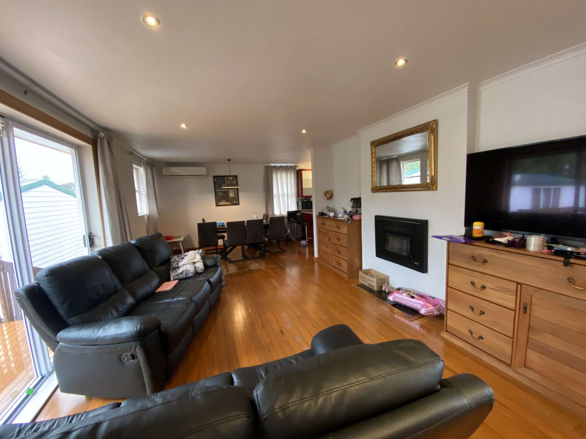 103 Vodanovich Road Te Atatu South_0