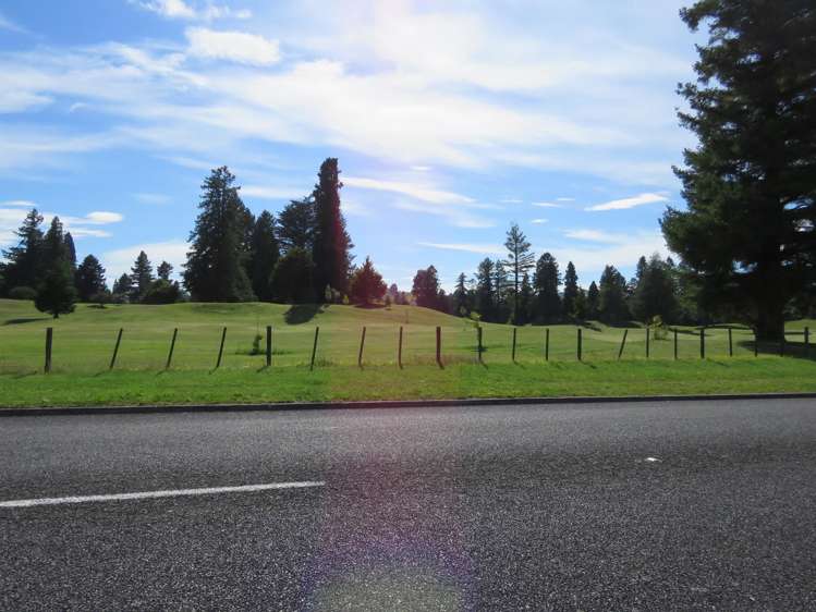 182 Golf Road Taumarunui_17