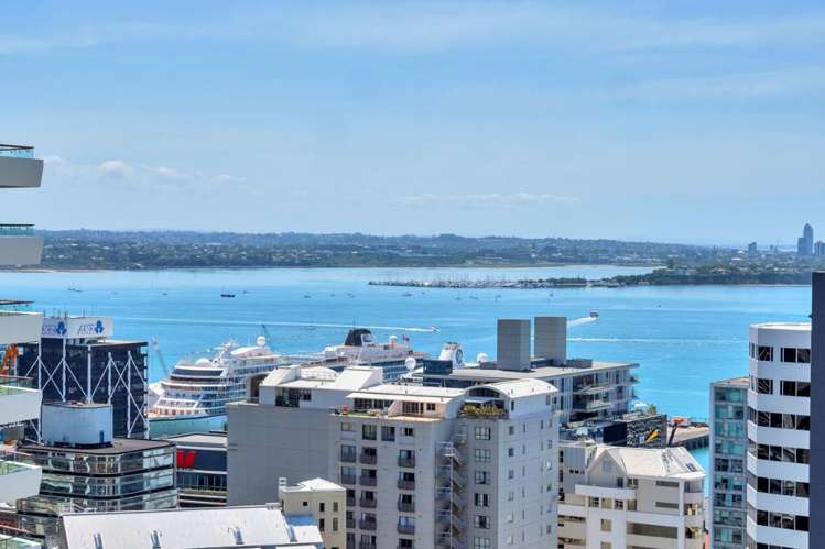 2105/10 Waterloo Quadrant Auckland Central_0
