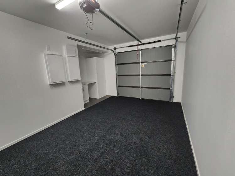 6 Whetiko Way Belmont_13