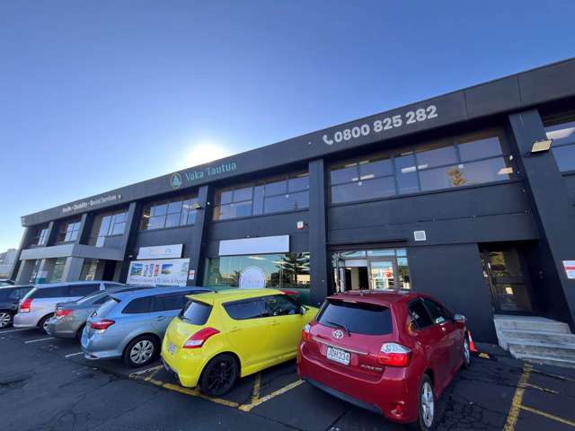 GROUND FLOOR OFFICE ON LAMBIE DRIVE