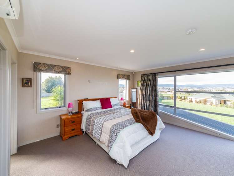 12 Shakespeare Way Kelvin Grove_14