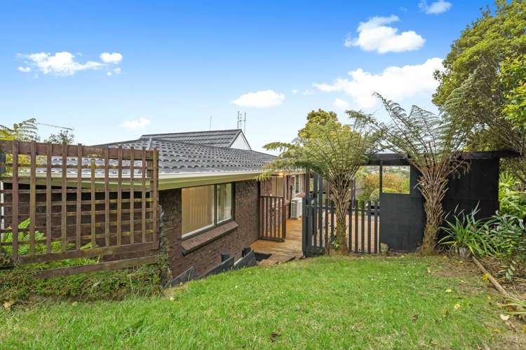 1/12 Hollyhock Place Browns Bay_17