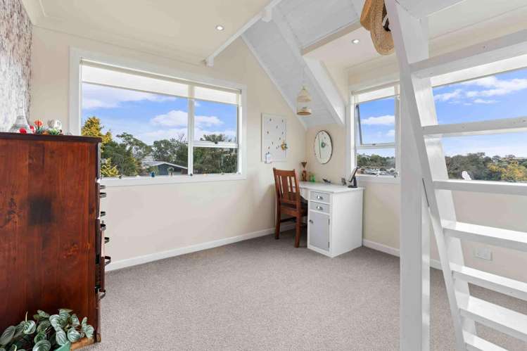 15 Carlton Terrace Westown_15