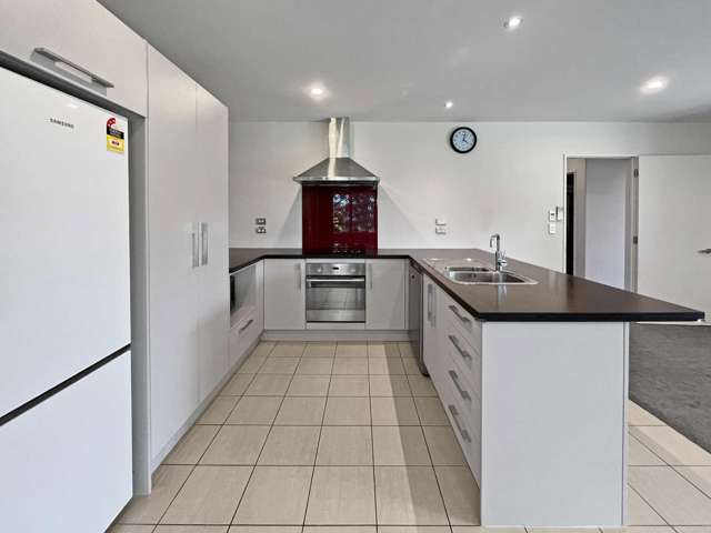 18 Date Crescent Aidanfield_2