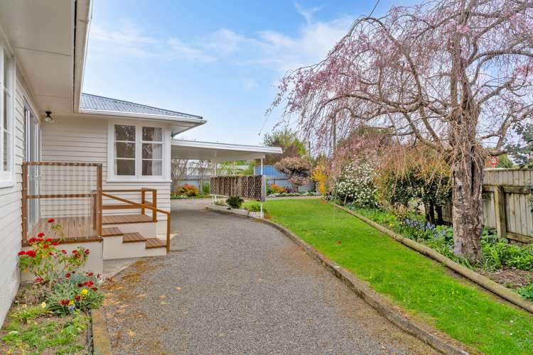 1 York Street Solway_18