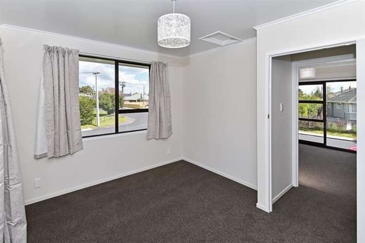 2 Mcdougall Street Manurewa_11