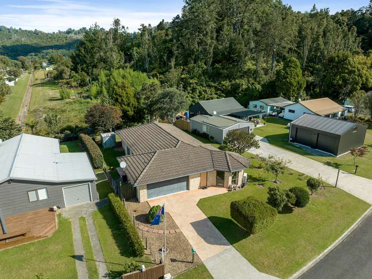 105 Avalon Place Whangamata_21
