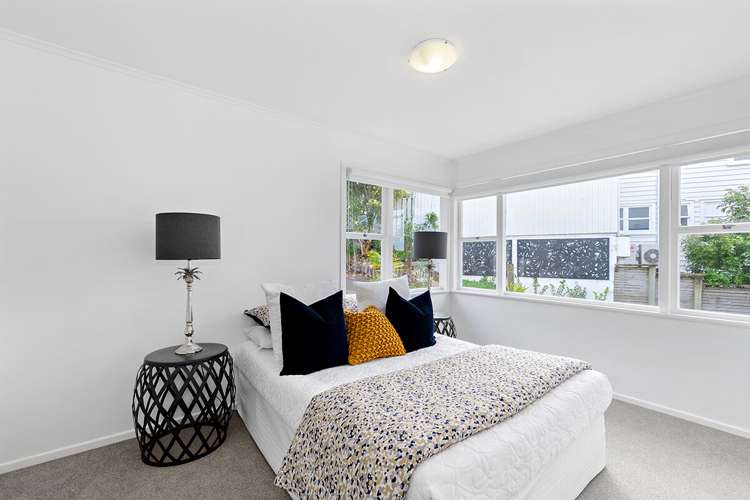 2/38a Seaview Avenue Northcote_13