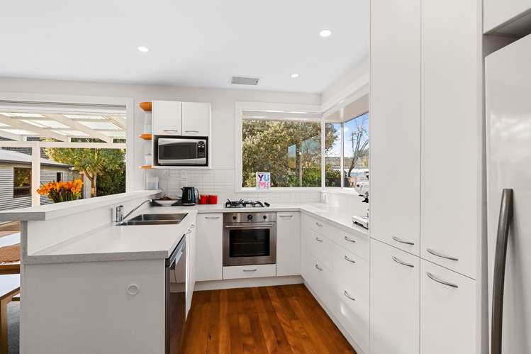 5 Helmsdale Street Burwood_2