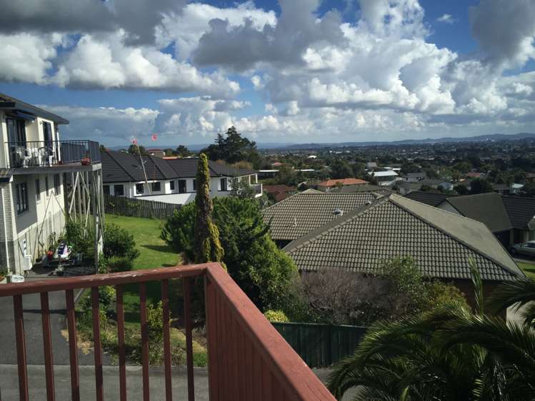 22 Libnai Avenue Clover Park_1