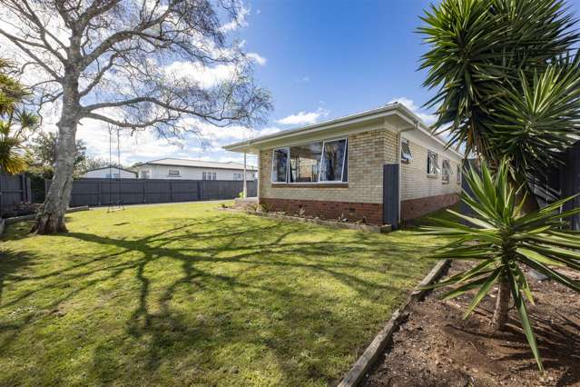 1/48 Rollerson Street Papakura_1