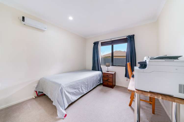 8 Morewa Place Takanini_8