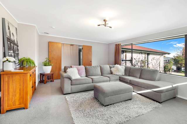 18 Truscott Grove Awapuni_3