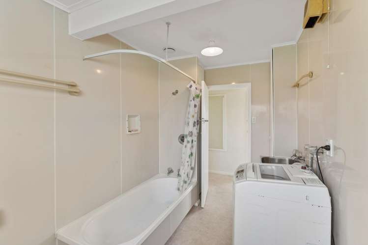 28 Drake Street Waikawa Beach_11