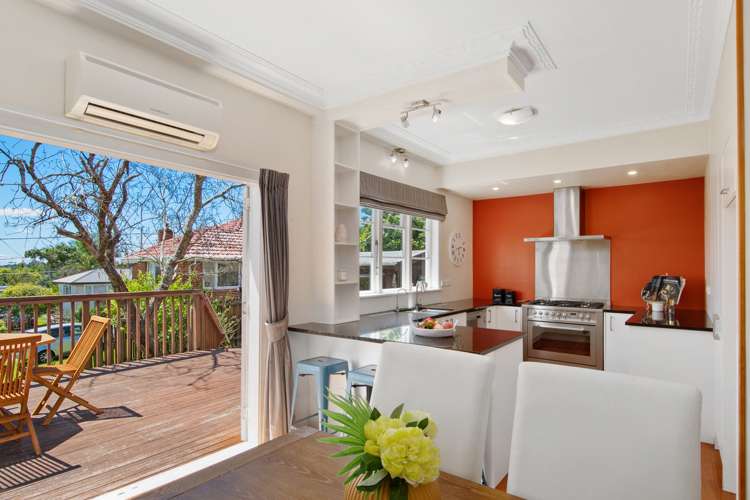 277 Glengarry Road Glen Eden_5