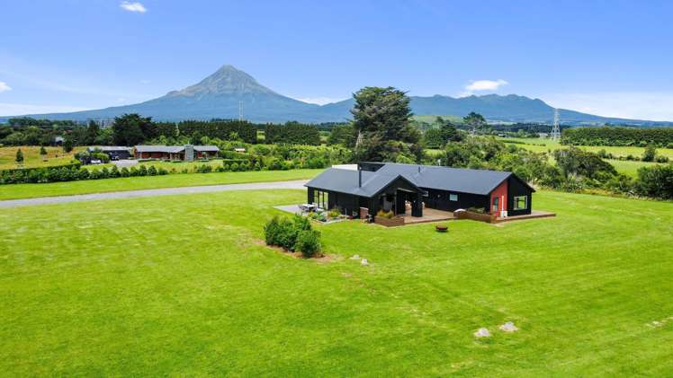 1506 Egmont Road Egmont Village_28