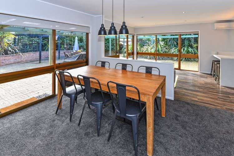 4 Muirfield Street Wattle Downs_10