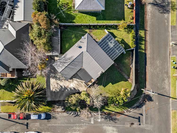 15 Matthews Crescent Melville_9