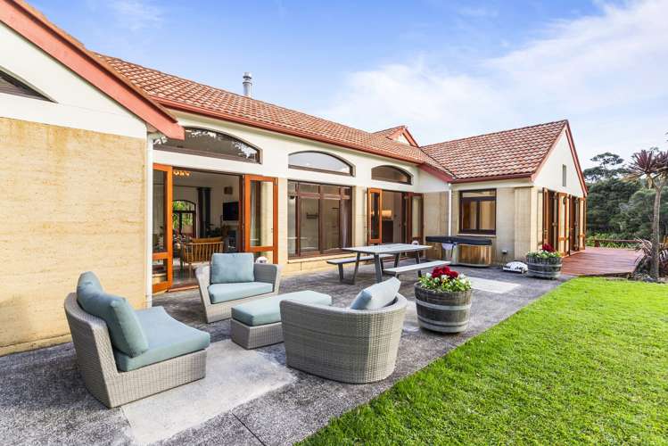 79a Carter Road Oratia_11