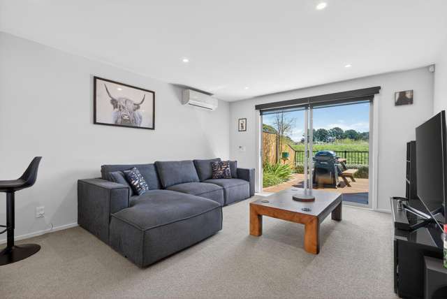 8 Harena Way Moera_2