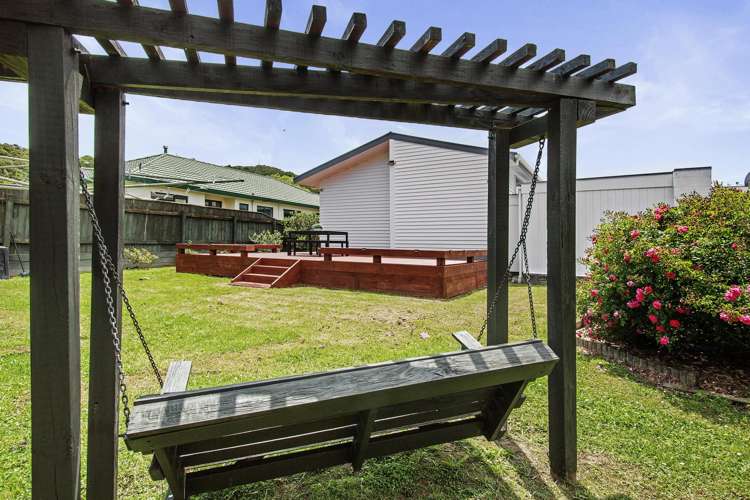 11 Karamea Grove Wainuiomata_17