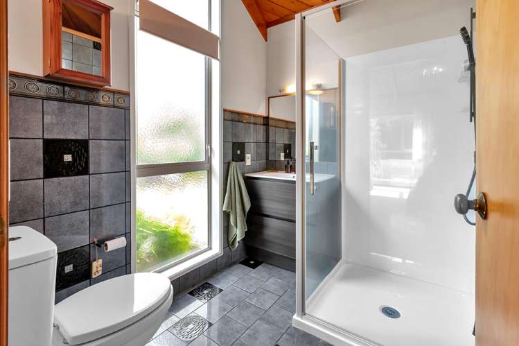 300 Cemetery Road Maunu_22