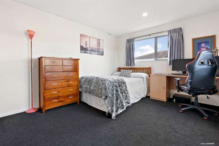 56 Charlestown Drive Flat Bush_9