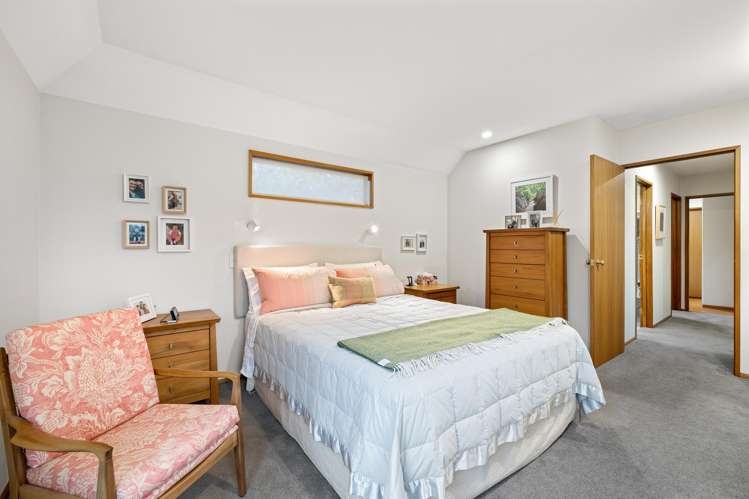 2/6 Chepstow Avenue Fendalton_12