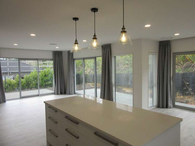 20 Boocock Crescent Orewa_5