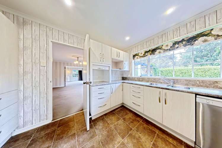 7 Woodfield Avenue Roslyn_2