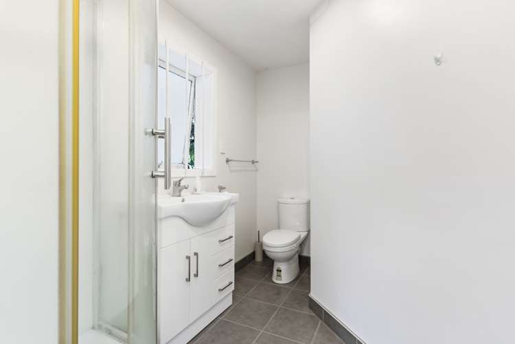 11 Portadown Avenue Pakuranga Heights_14