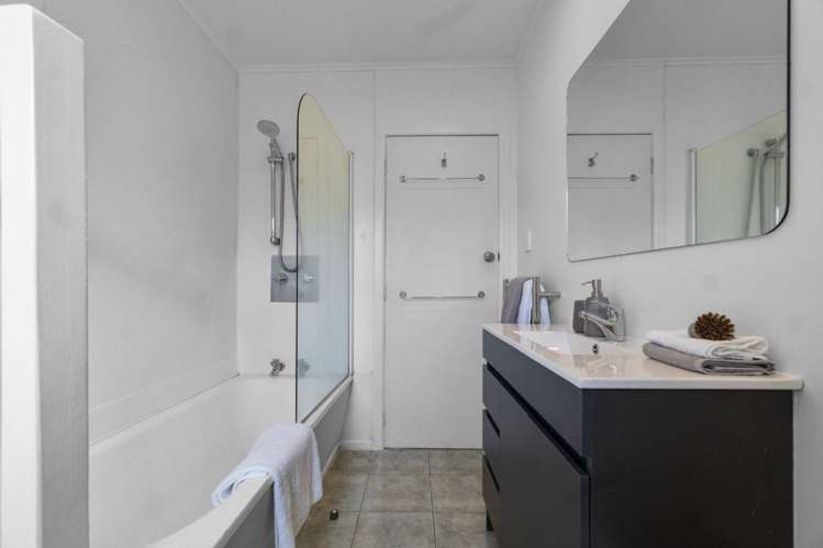 4/49 Tarawera Terrace Saint Heliers_10